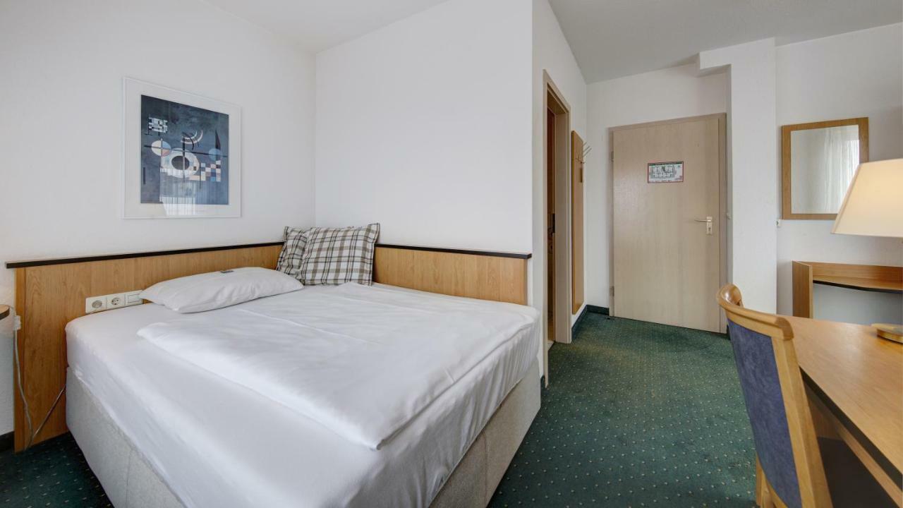 Airport-Hotel Stetten Leinfelden-Echterdingen Bagian luar foto